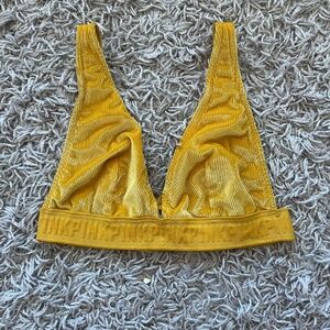 Womens Victoria Secret Yellow Adjustable Bra SIZE Medium
